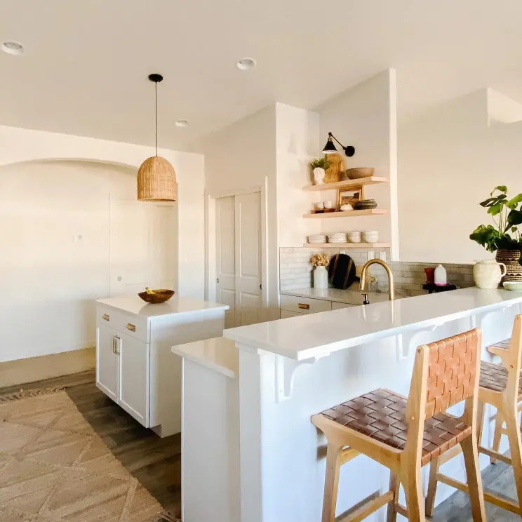 Benjamin Moore Swiss Coffee